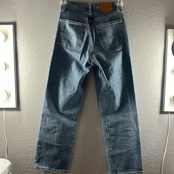 Levi’s Ribcage Straight Ankle in Haters Gonna Hate Wash - Picture 11 of 15